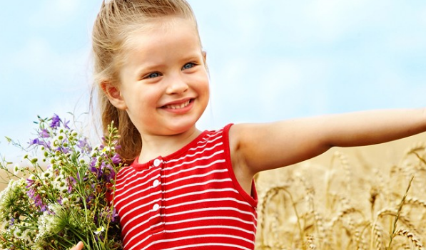 女兒三歲生日祝福語朋友圈 女兒三歲生日溫暖說說