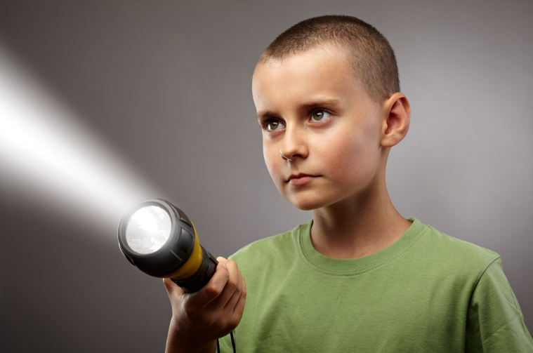 孩子愛頂嘴和媽媽對這干怎么辦 孩子老是頂嘴可能的原因