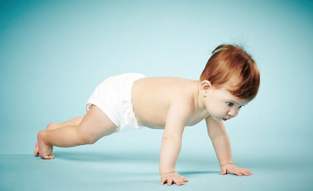 孩子走路六種異常行為姿勢 怎么預防寶寶八字腳