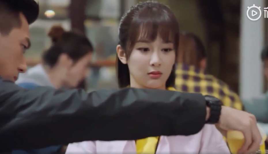 韓商言給佟年喝的果汁是什么牌子的 韓商言為什么要給佟年喝果汁