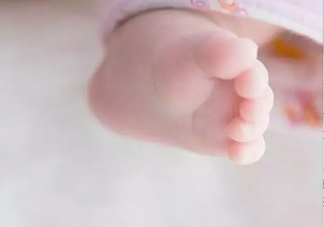 孩子吹空調要穿襪子嗎 寶寶穿襪子有什么好處