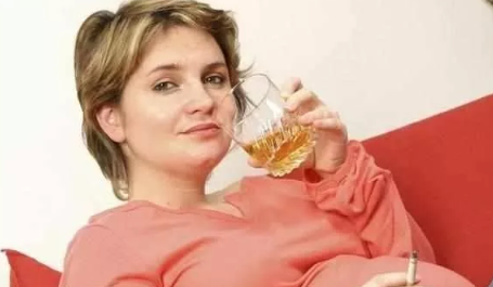 孕婦鉛中毒癥狀有哪些 孕婦用化妝品要謹(jǐn)慎