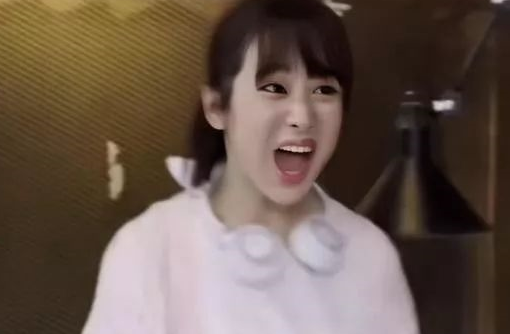 親愛的熱愛的佟年和小米同床是哪一集 佟年小米同床是怎么回事 親愛的熱愛的佟年和小米同床是哪一集 佟年小米同床是怎么回事