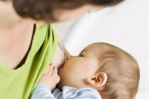 順產(chǎn)比剖腹產(chǎn)更疼嗎 順產(chǎn)太疼了不如剖腹產(chǎn)嗎