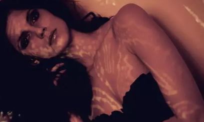 性愛時怎么脫衣服最誘人 做愛時脫衣服技巧