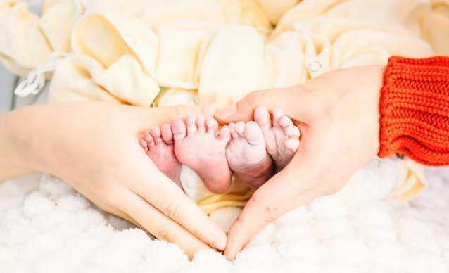 備孕想生雙胞胎怎么做 如何備孕能生雙胞胎