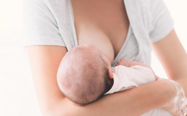 寶寶奶水不夠吃的判斷小技巧 寶寶奶水不夠吃怎么促進(jìn)乳汁分泌