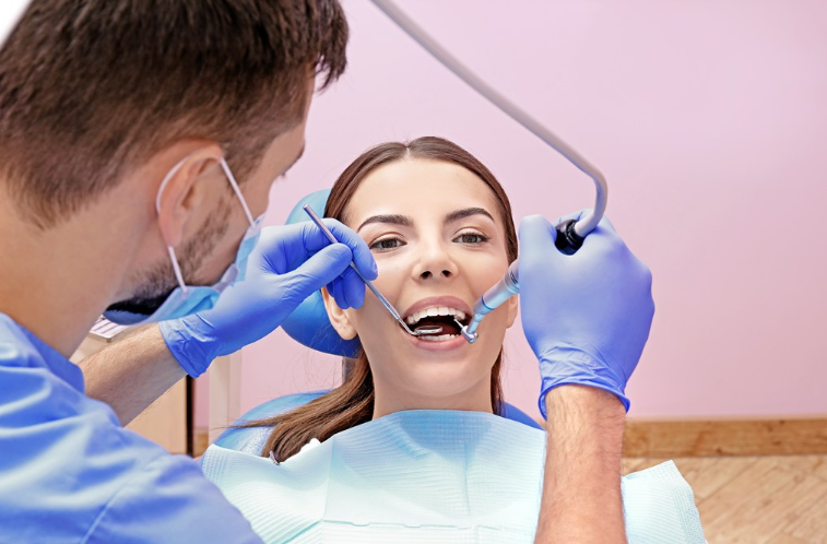 有關(guān)發(fā)一條戴牙套的說說 戴牙套后發(fā)什么說說心情好