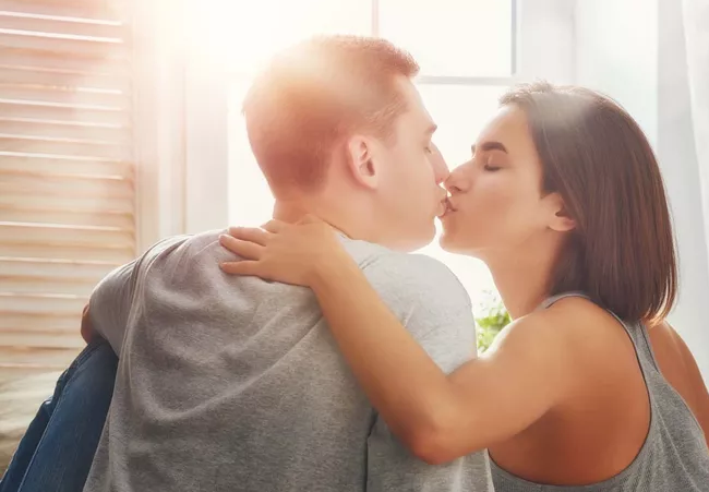 讓女性性高潮的性愛(ài)技巧 女性性高潮的有哪些表現(xiàn)