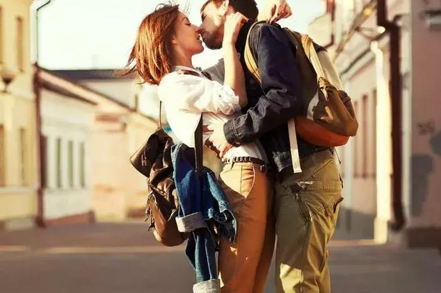 讓女性性高潮的性愛(ài)技巧 女性性高潮的有哪些表現(xiàn)