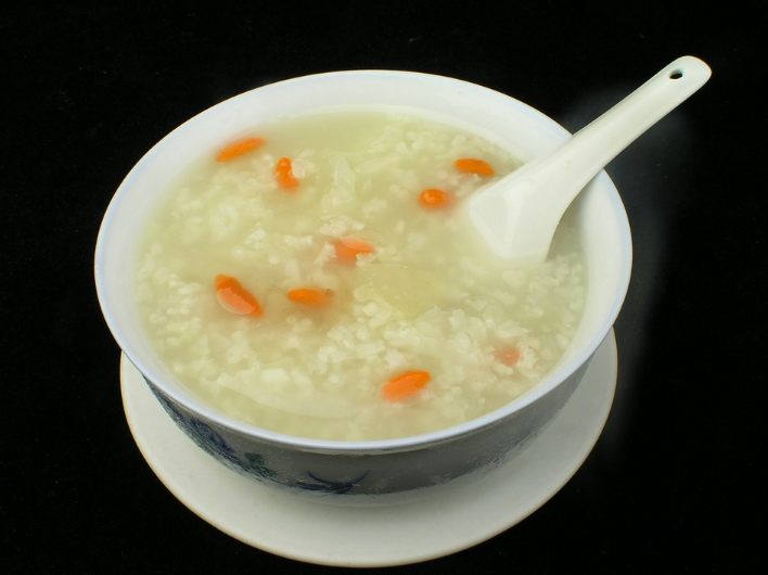 給孩子清淡飲食就是吃素嗎 清淡飲食怎么吃才好