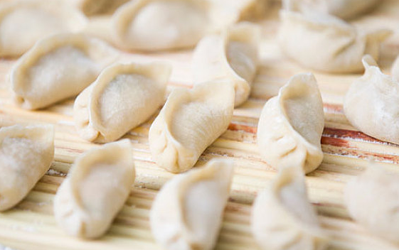 立秋吃餃子還是面條 立秋吃什么傳統食物