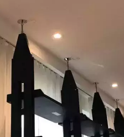 張馨予媽媽受傷是怎么回事 張馨予媽媽被柜子砸傷了嗎