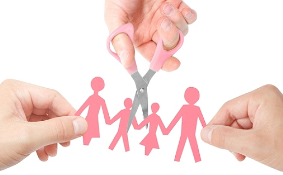 產后想離婚怎么處理 產后想離婚怎么辦