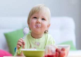 天熱寶寶不愛(ài)吃飯?jiān)趺崔k  夏季寶寶吃什么開(kāi)胃