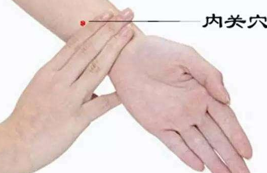 孕吐和寶寶聰不聰明有關(guān)嗎 孕吐和寶寶智力的關(guān)系