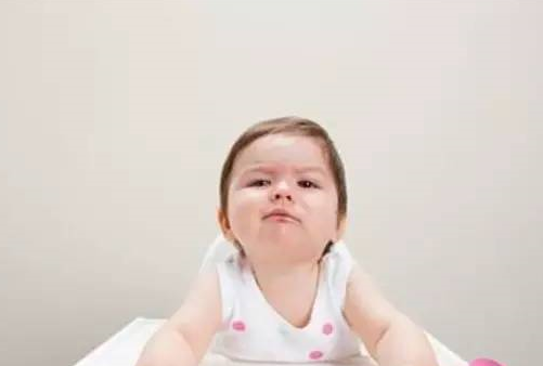 寶寶奶粉溫度多少能喝 寶寶奶粉溫度低了會(huì)有什么后果