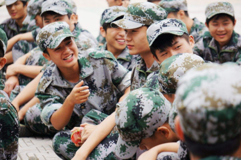 開學軍訓開始了的心情說說 開學軍訓的朋友圈說說句子