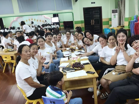 2019幼兒園教師節活動方案新聞稿 幼兒園教師節紀實活動內容