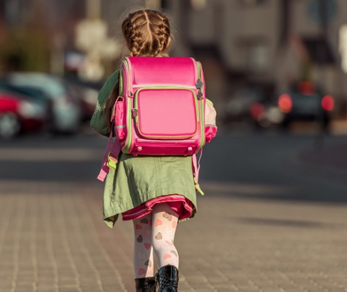 寶貝人生中第一次上學的說說 寶貝第一次上學祝福語