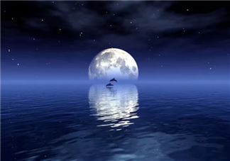 中秋節(jié)月亮又大又圓的朋友圈說(shuō)說(shuō) 描寫(xiě)中秋節(jié)圓月的好詞好句