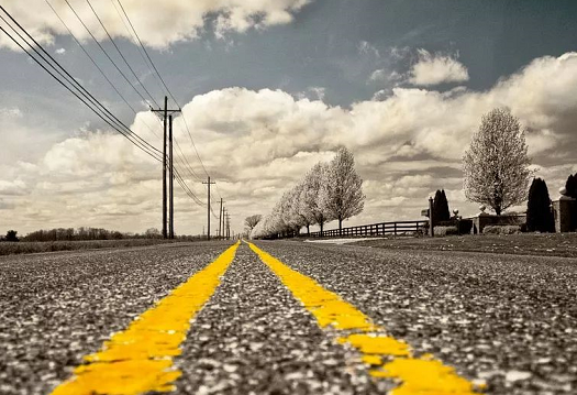 中秋節(jié)不能團(tuán)圓的心情說說2019 中秋節(jié)不能團(tuán)圓圖片句子