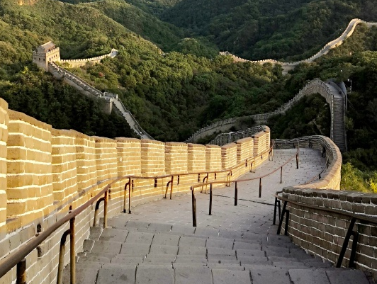 帶孩子爬長城的經(jīng)典說說 孩子勇敢爬長城怎么發(fā)朋友圈 帶孩子爬長城的經(jīng)典說說 孩子勇敢爬長城怎么發(fā)朋友圈