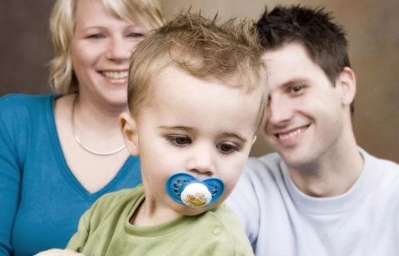 兒子遺傳媽媽哪些地方 遺傳媽媽什么特征 兒子遺傳媽媽哪些地方 遺傳媽媽什么特征