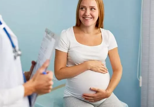 早孕反應(yīng)難受怎么辦 早孕反應(yīng)要治療嗎 早孕反應(yīng)難受怎么辦 早孕反應(yīng)要治療嗎