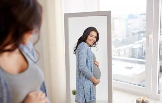 早孕反應(yīng)難受怎么辦 早孕反應(yīng)要治療嗎 早孕反應(yīng)難受怎么辦 早孕反應(yīng)要治療嗎