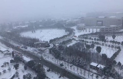 下雪天朋友圈問候語 下雪天簡單的關心話語 下雪天朋友圈問候語 下雪天簡單的關心話語