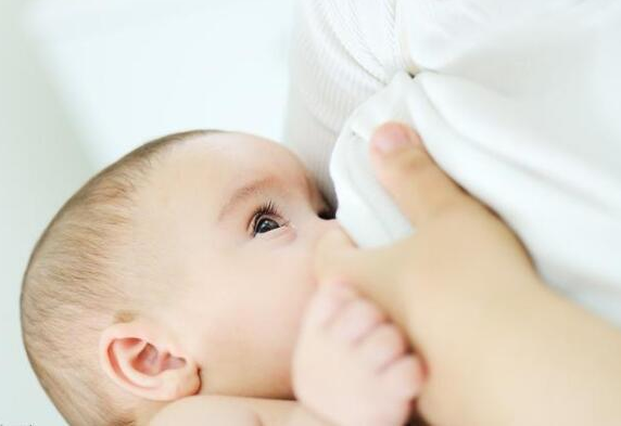 喂奶疼的心情說(shuō)說(shuō) 媽媽喂奶疼的朋友圈句子