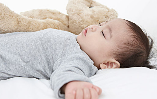 幼兒園寶寶怎么穿衣 幼兒園寶寶穿衣指南 幼兒園寶寶怎么穿衣 幼兒園寶寶穿衣指南