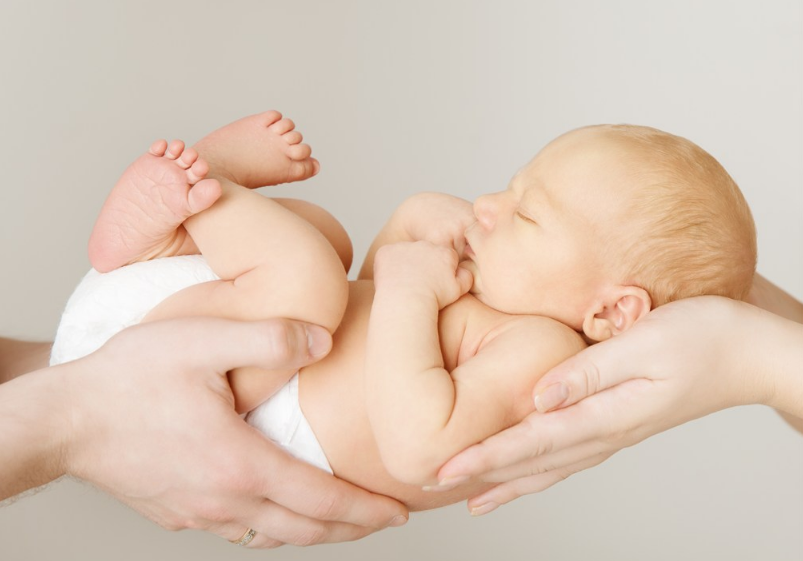 哄寶寶早點睡覺怎么做比較好 用什么方法可以讓孩子快點睡覺