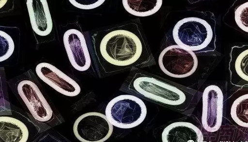 戴了避孕套就一定能預防性病嗎 戴避孕套的好處是什么