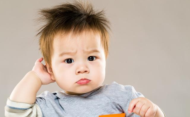 孩子頭發稀疏是怎么回事 孩子頭發稀疏怎么變濃密