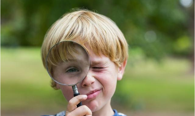 孩子幾歲時容易自卑 孩子為什么會變得自卑 孩子幾歲時容易自卑 孩子為什么會變得自卑