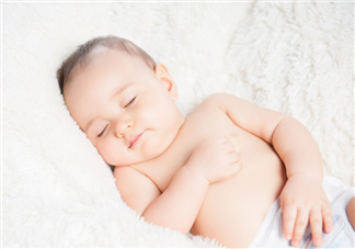 寶寶頭部多久定型 好頭型睡出時(shí)間表