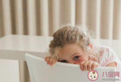 孩子非常害羞怎么辦 孩子害羞家長怎么引導(dǎo)