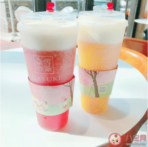 女生曬奶茶圖片的可愛微信句子 曬奶茶的圖片說說