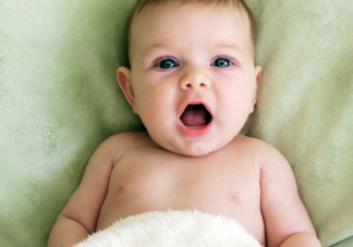 冬天寶寶紙尿褲越厚越好嗎 冬季寶寶用什么紙尿褲好