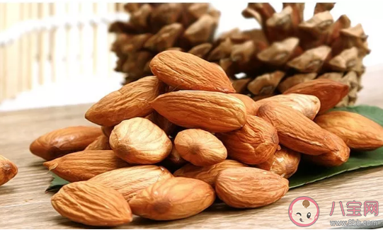 冬天吃堅果有什么好處 冬天適合吃什么零食