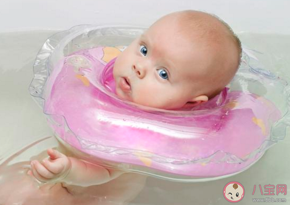 寶寶要不要學游泳 寶寶學游泳要注意什么