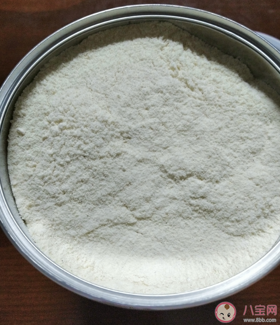 雅培小安素營養奶粉里面有黑色的是怎么回事 雅培小安素營養奶粉怎么樣