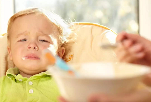 孩子為什么更喜歡老人帶 老人帶孩子有什么好處和壞處