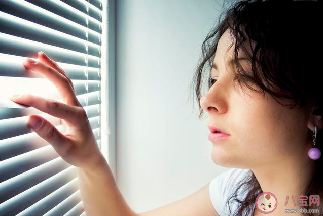 自卑會導致抑郁癥嗎 自卑有什么危害