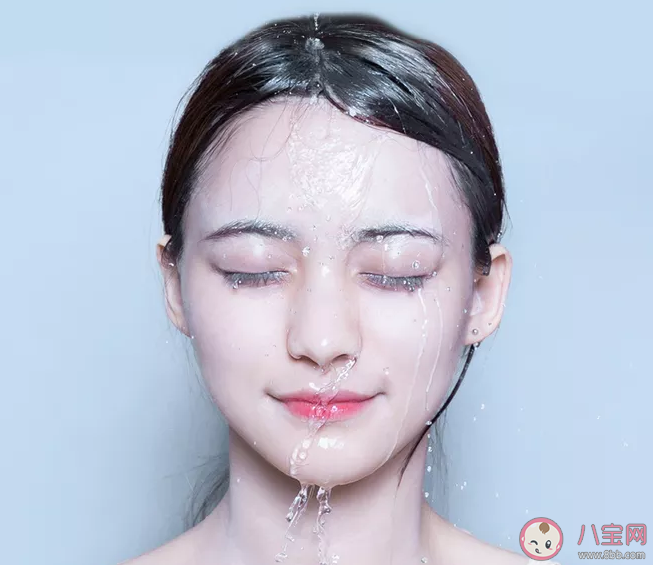 化妝水和爽膚水可以一起用嗎 化妝水和爽膚水怎么使用效果更好