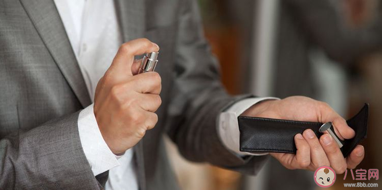 男士香水噴在哪個部位效果最好 男士香水怎么噴最好