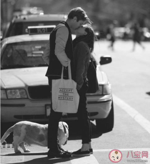 女生最想對(duì)男朋友說(shuō)什么 女生最想對(duì)男朋友說(shuō)的話