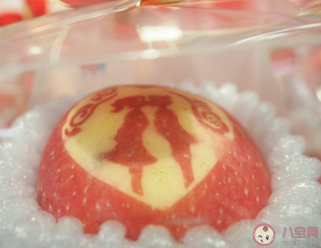 平安夜送蘋果的祝福語大全 平安夜送女友蘋果賀卡簡短說說寄語